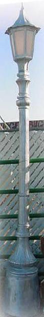 single light lamp post