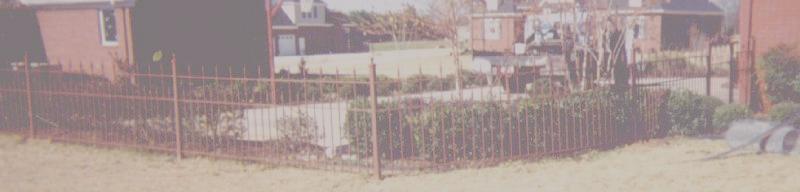 ornamental iron fence with cast iron spears