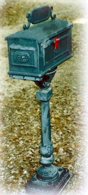 barcelona mailbox