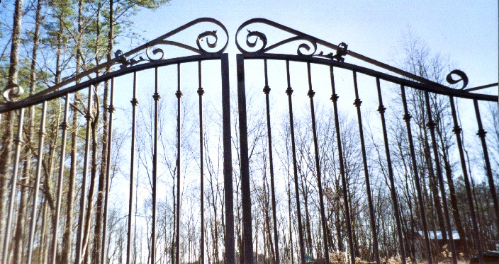 cast iron driveway gate