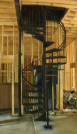 METAL SPIRAL STAIRWAY WITH THREE LINE HANDRAIL